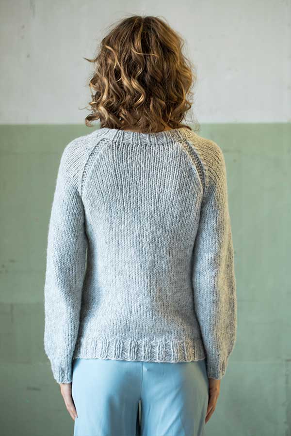 89-02 Gaia genser lys grå melert