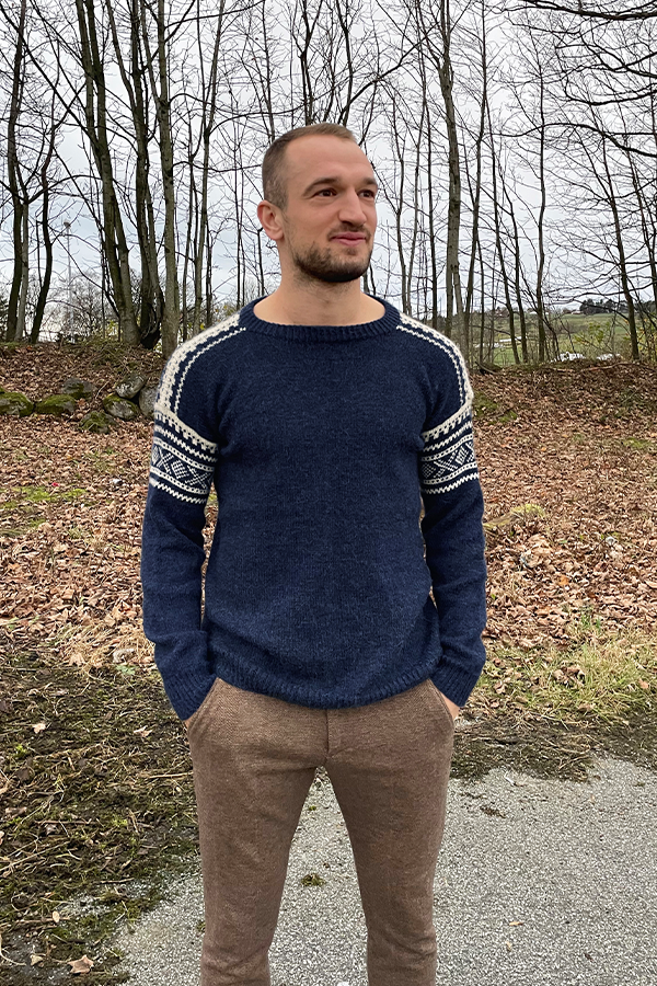 99-09a Cortina genser Unisex marine