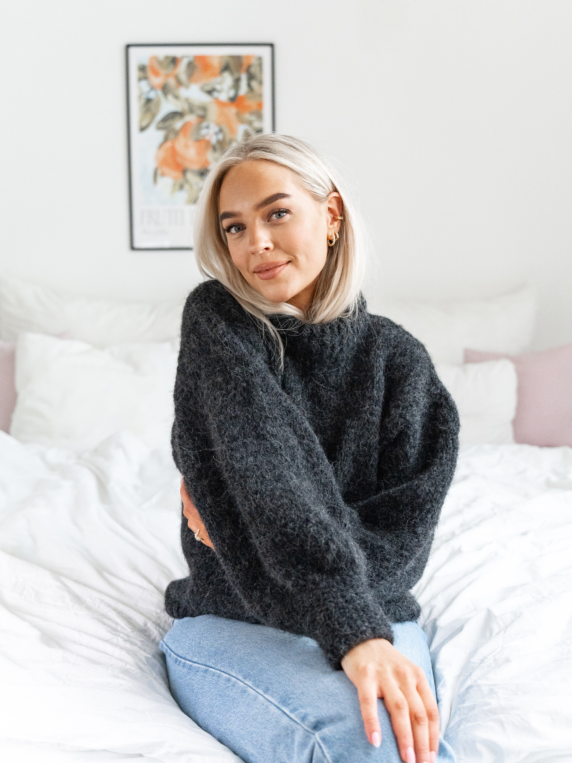 THE BASIC genser svart