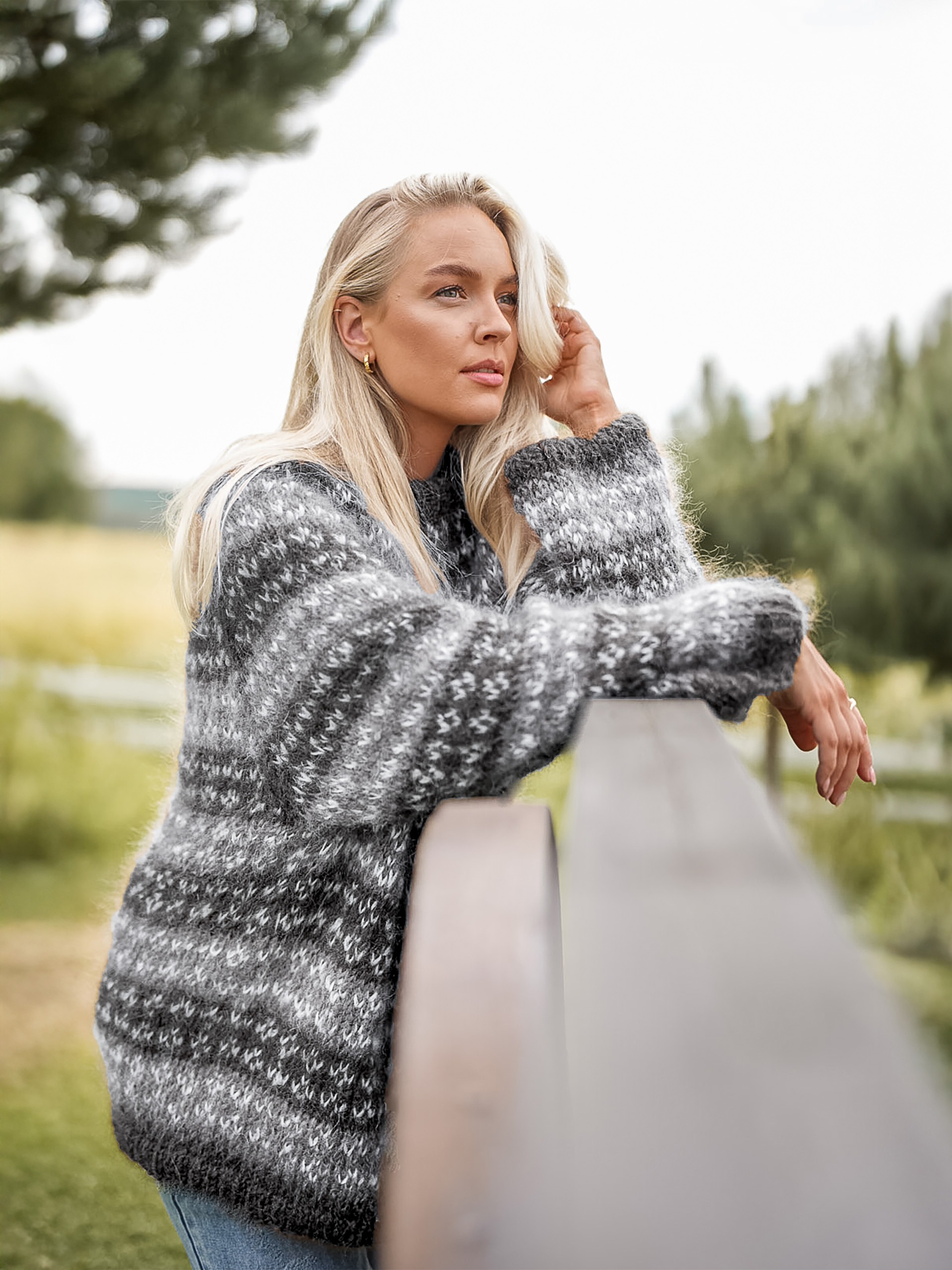 523V-01t Blome genser vol.2 koksgrå