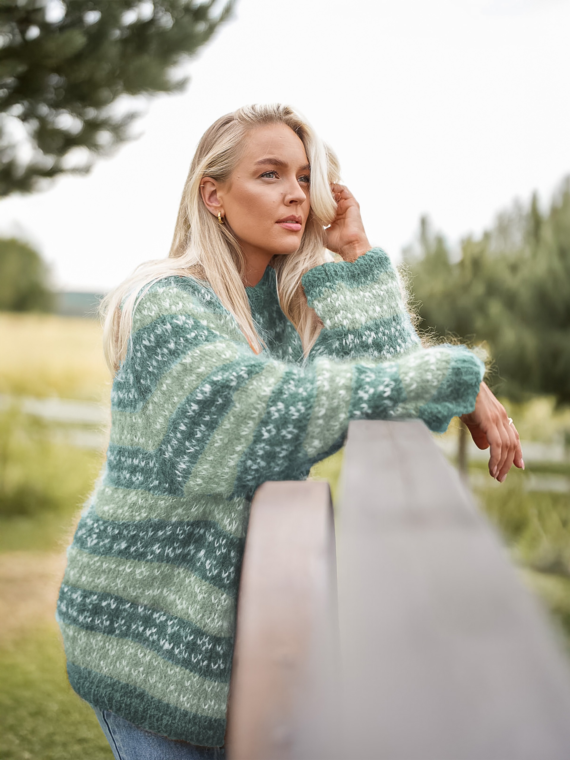 523V-01n Blome genser vol.2 jadegrønn