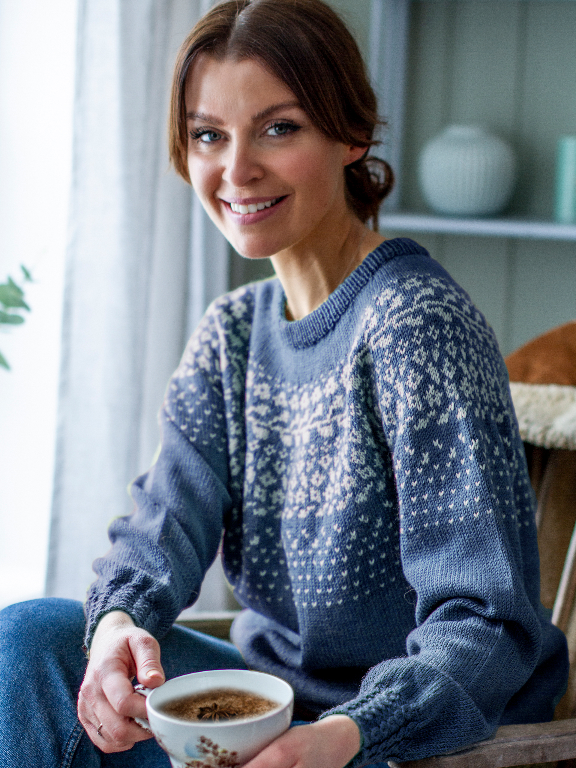 BLOMSTRING genser denim/lys blå (Merinor)