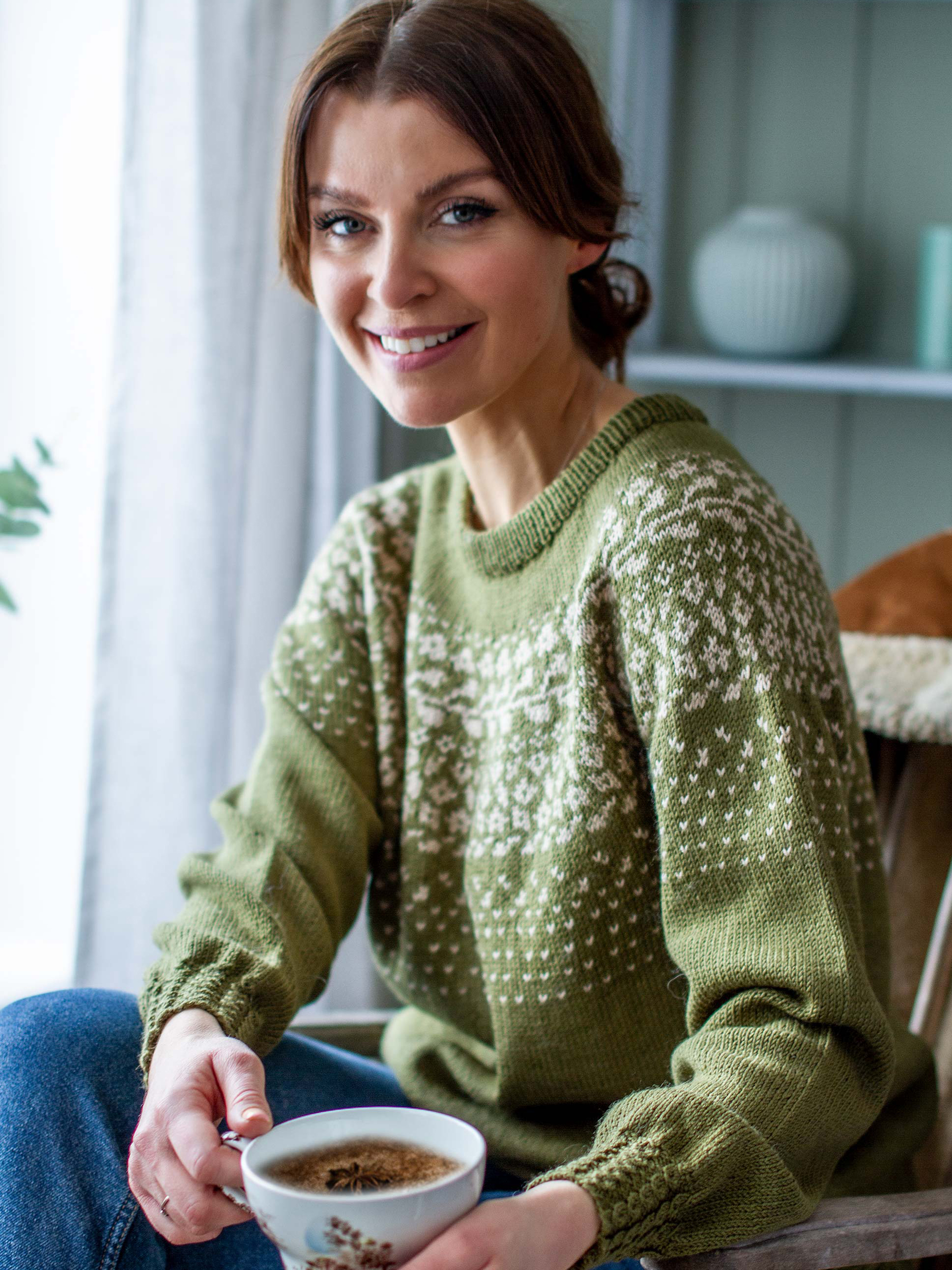 BLOMSTRING genser oliven/beige (Merinor)