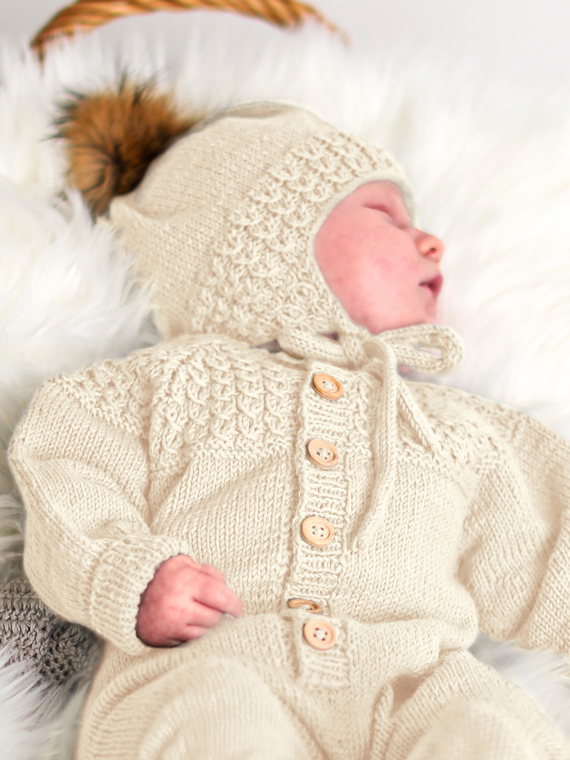 Bysse duskelue og sokker natur