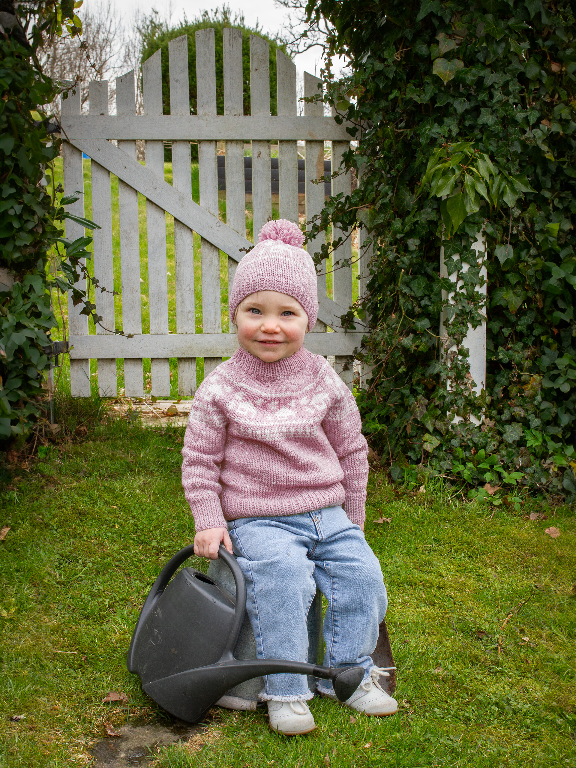 423K-02e CABIN genser og lue