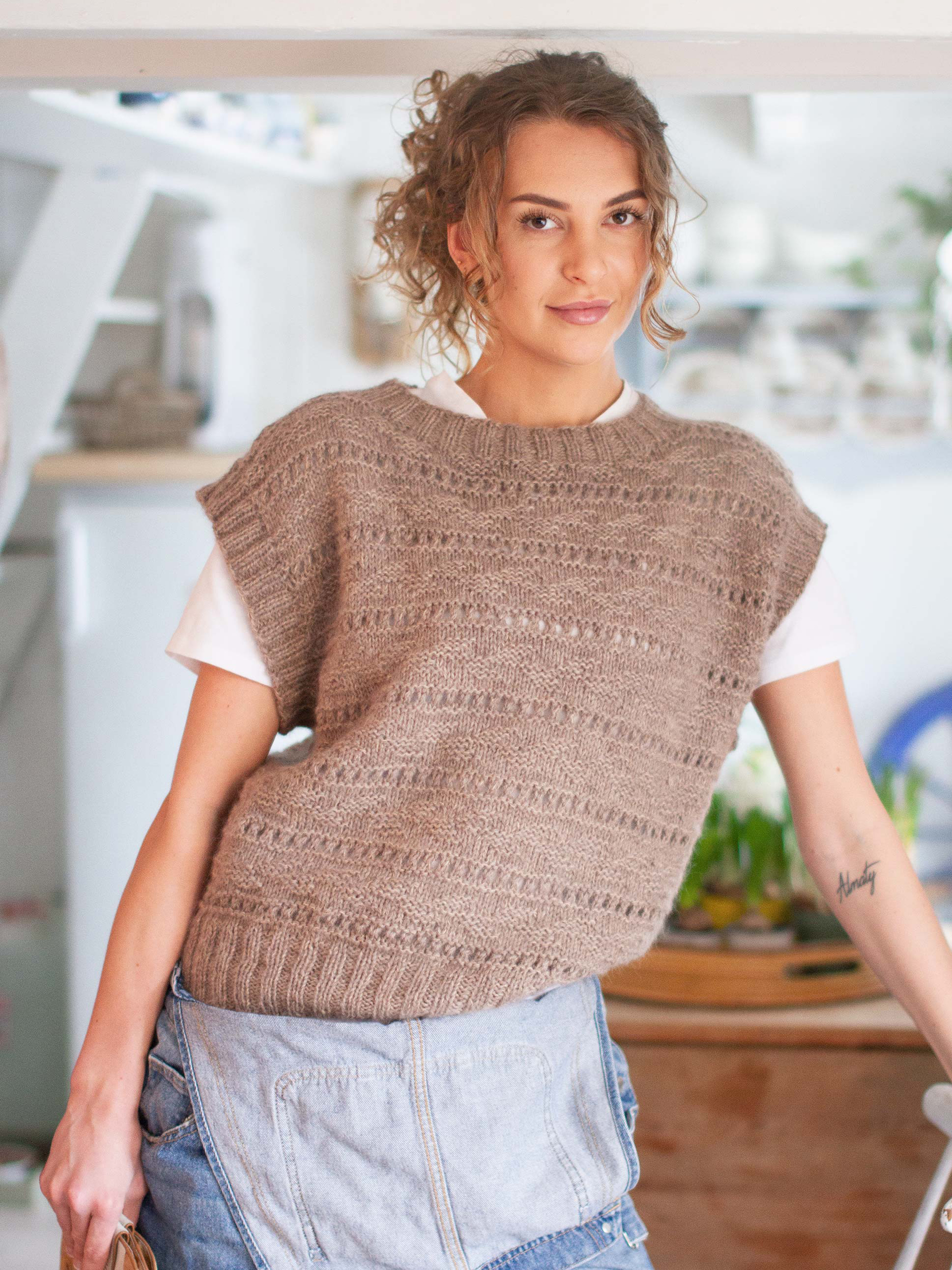 Englamark vest lys brunmelert