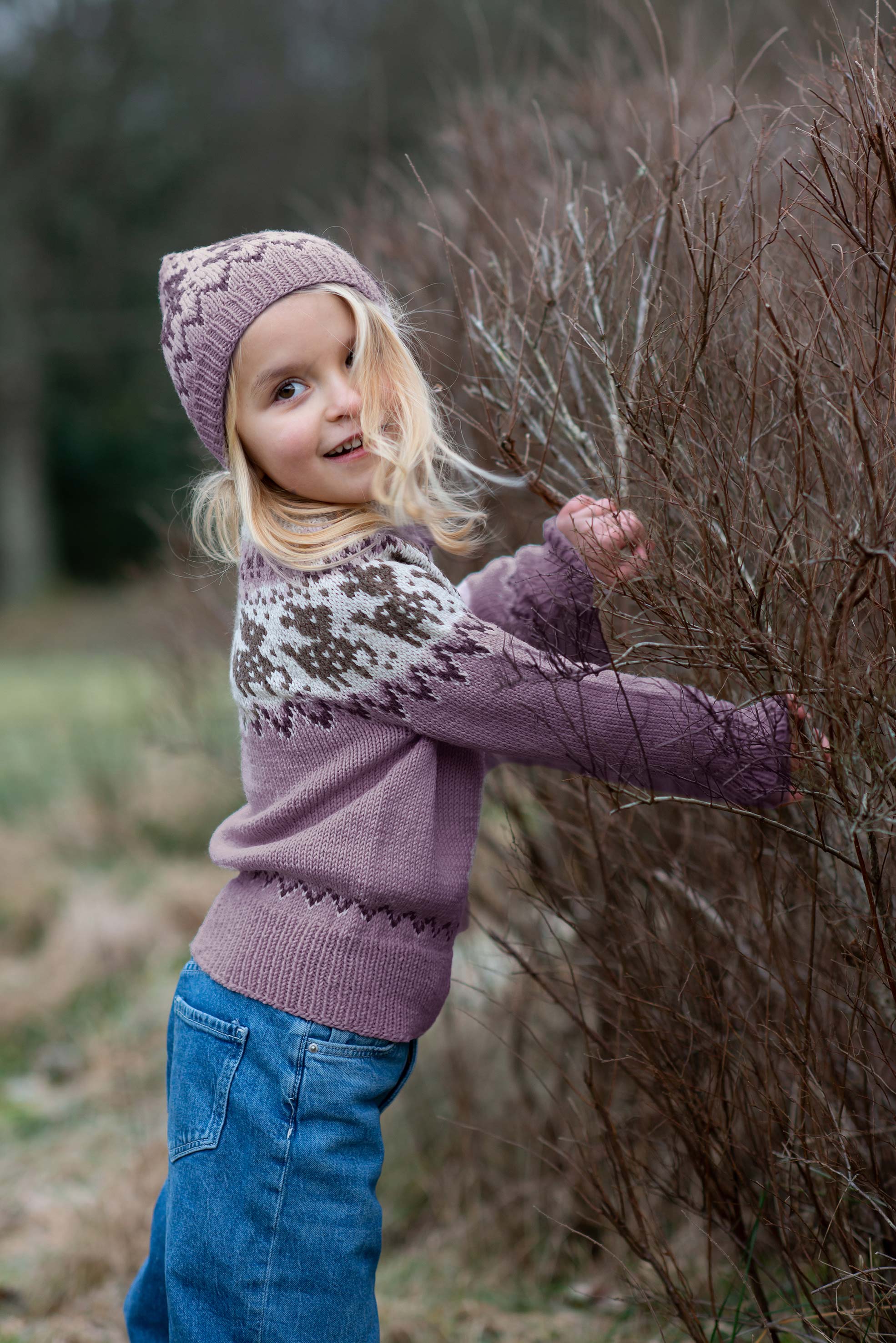 FAUNA genser og lue dus grålilla