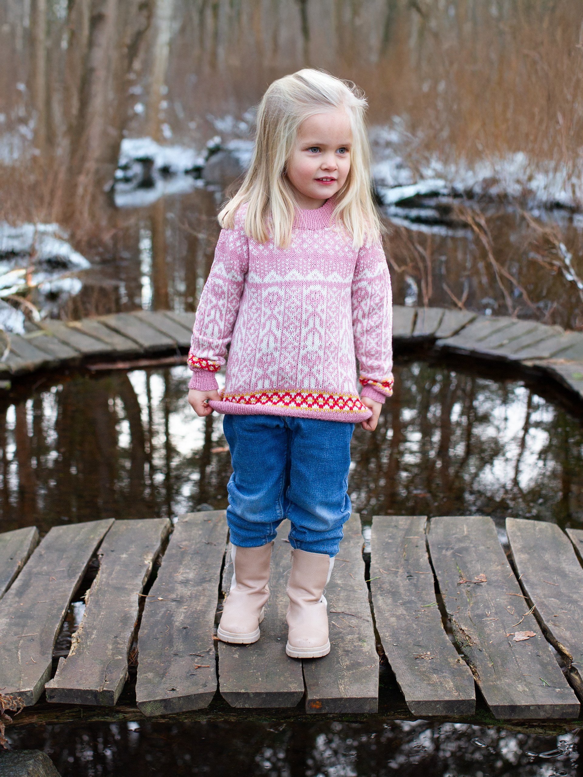 521K-08b FLÅM genser mini