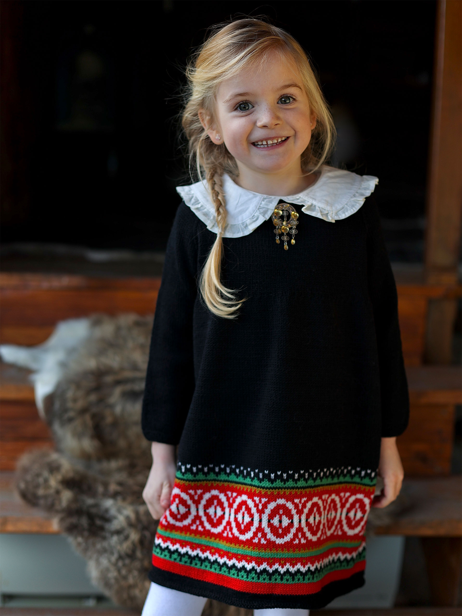 321S-01a GAARD festdrakt