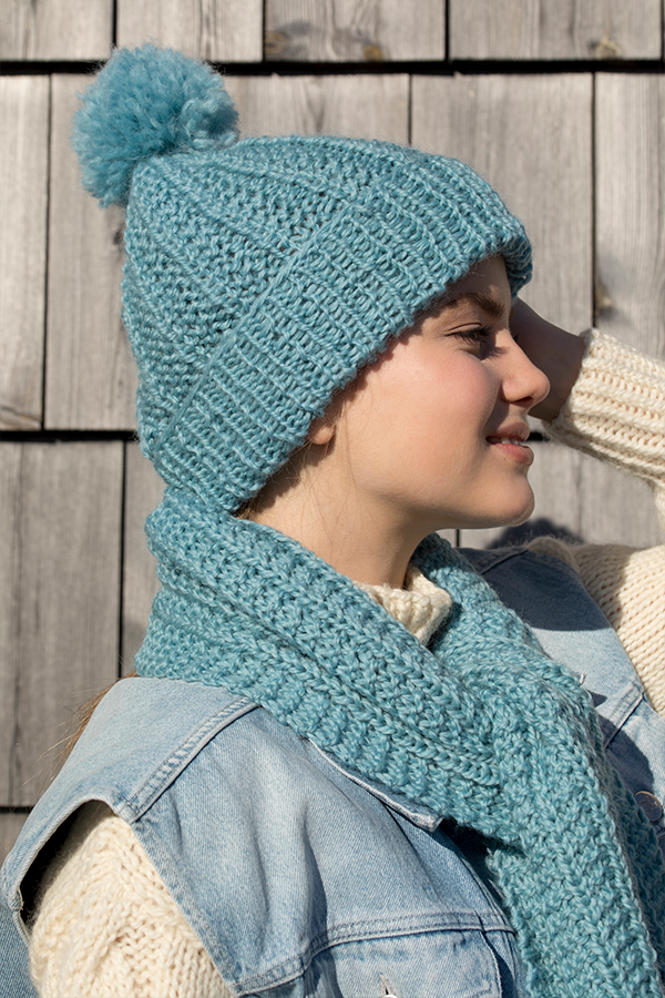 281-05 Frost lue & skjerf