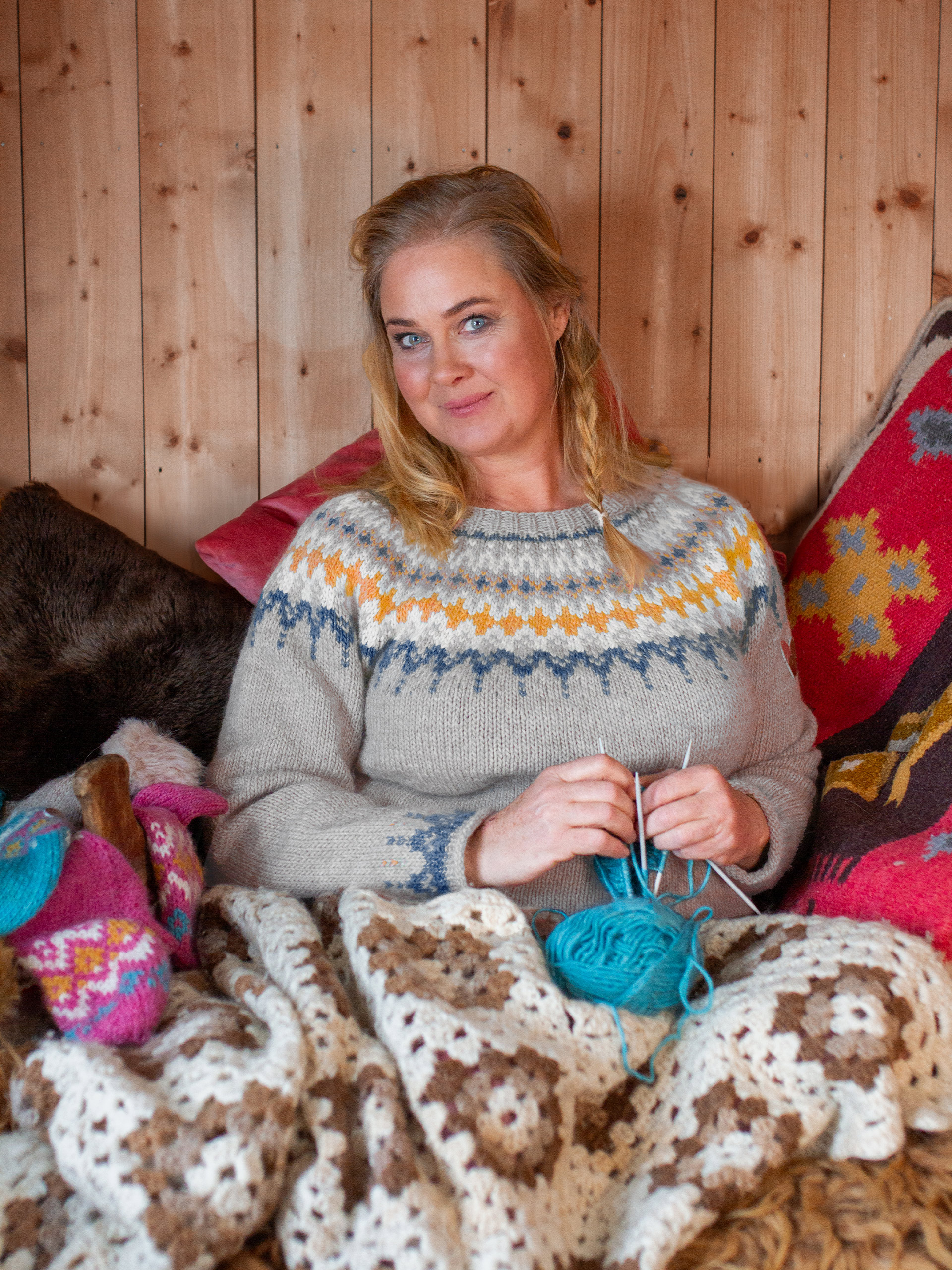 422K-03i GLEÐI genser