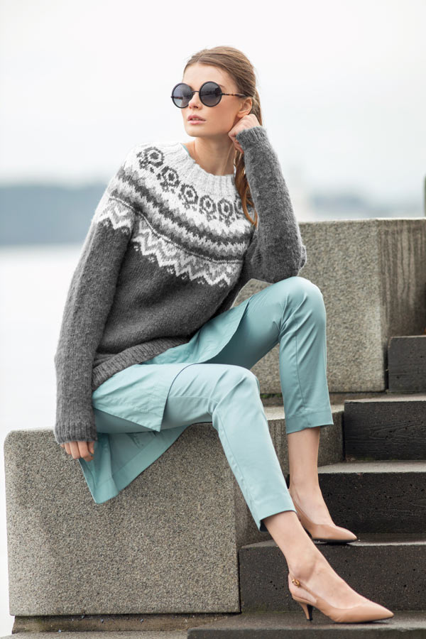 55-07 Anja genser grå