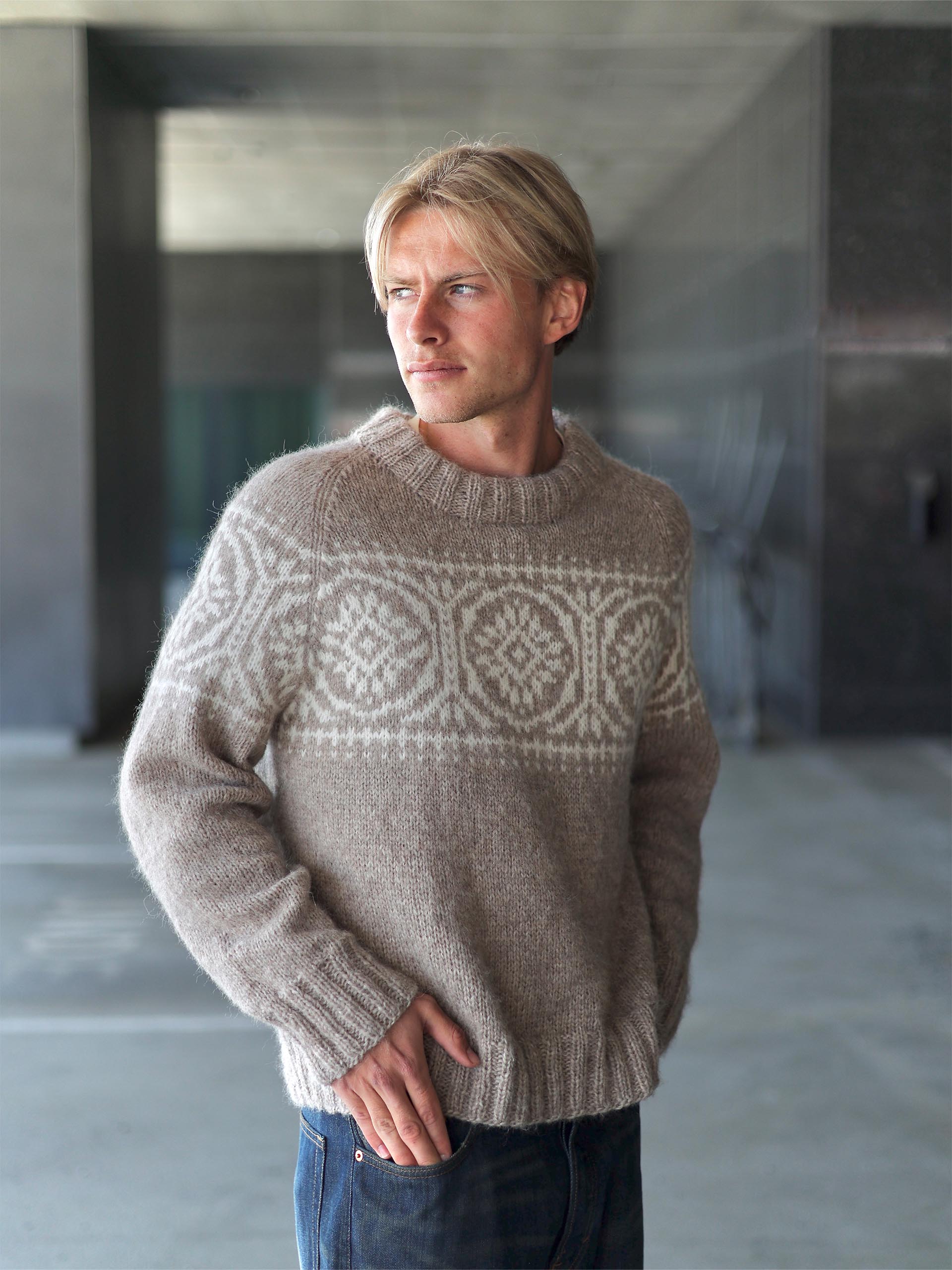 424R-02 REPEAT ME herre