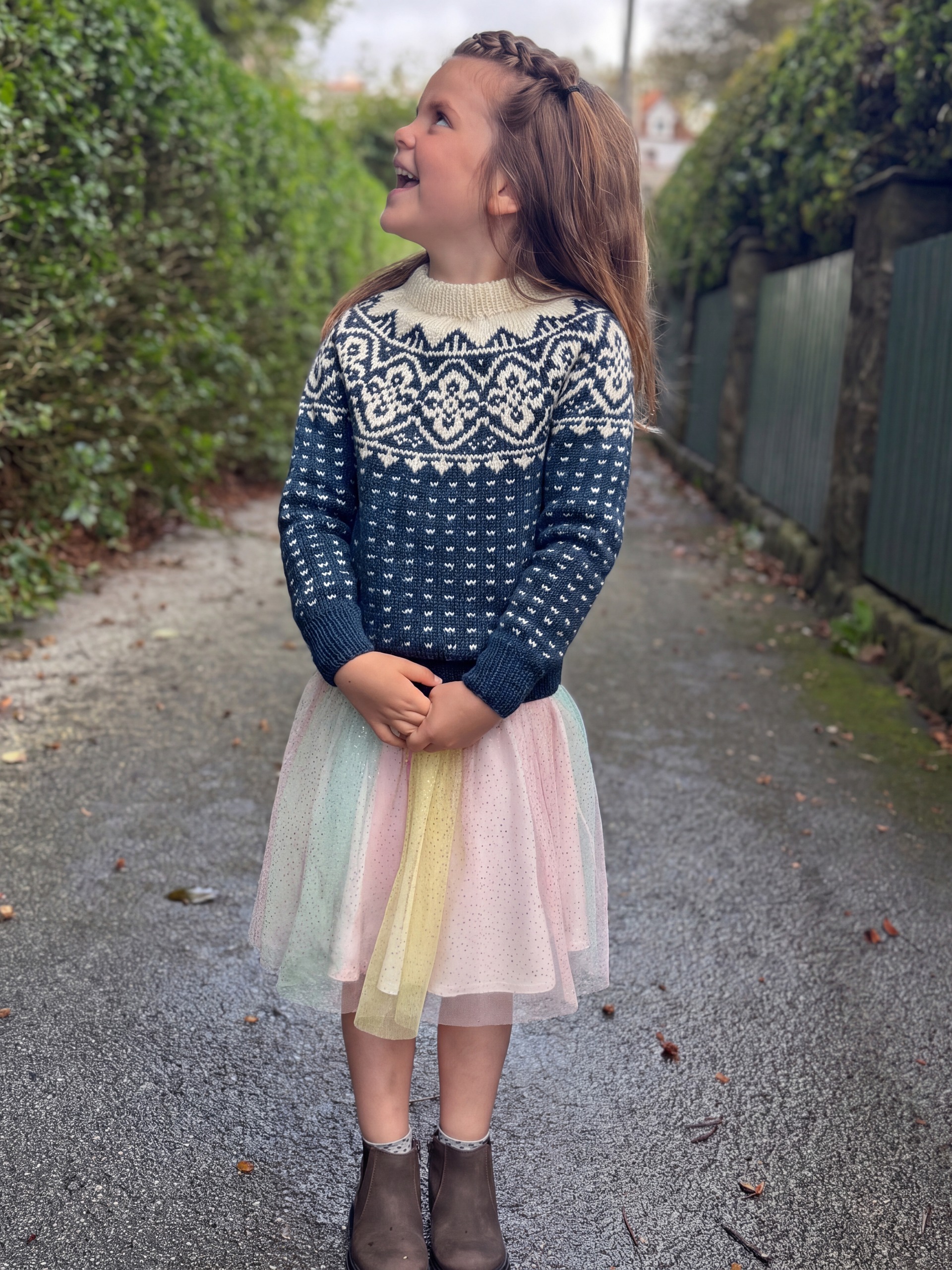 521K-04b MOY wool genser mini
