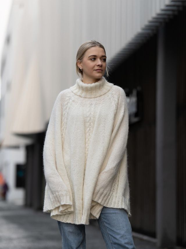 JORDAN poncho