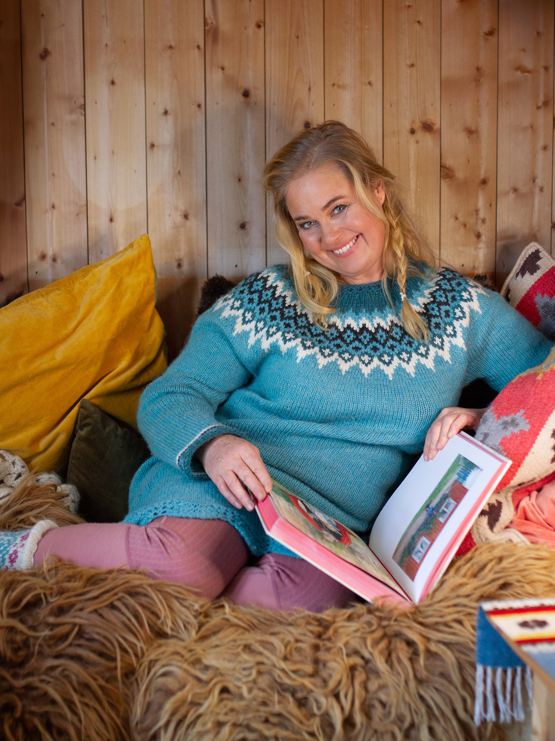 422K-04b KÆRLEIKUR kjole