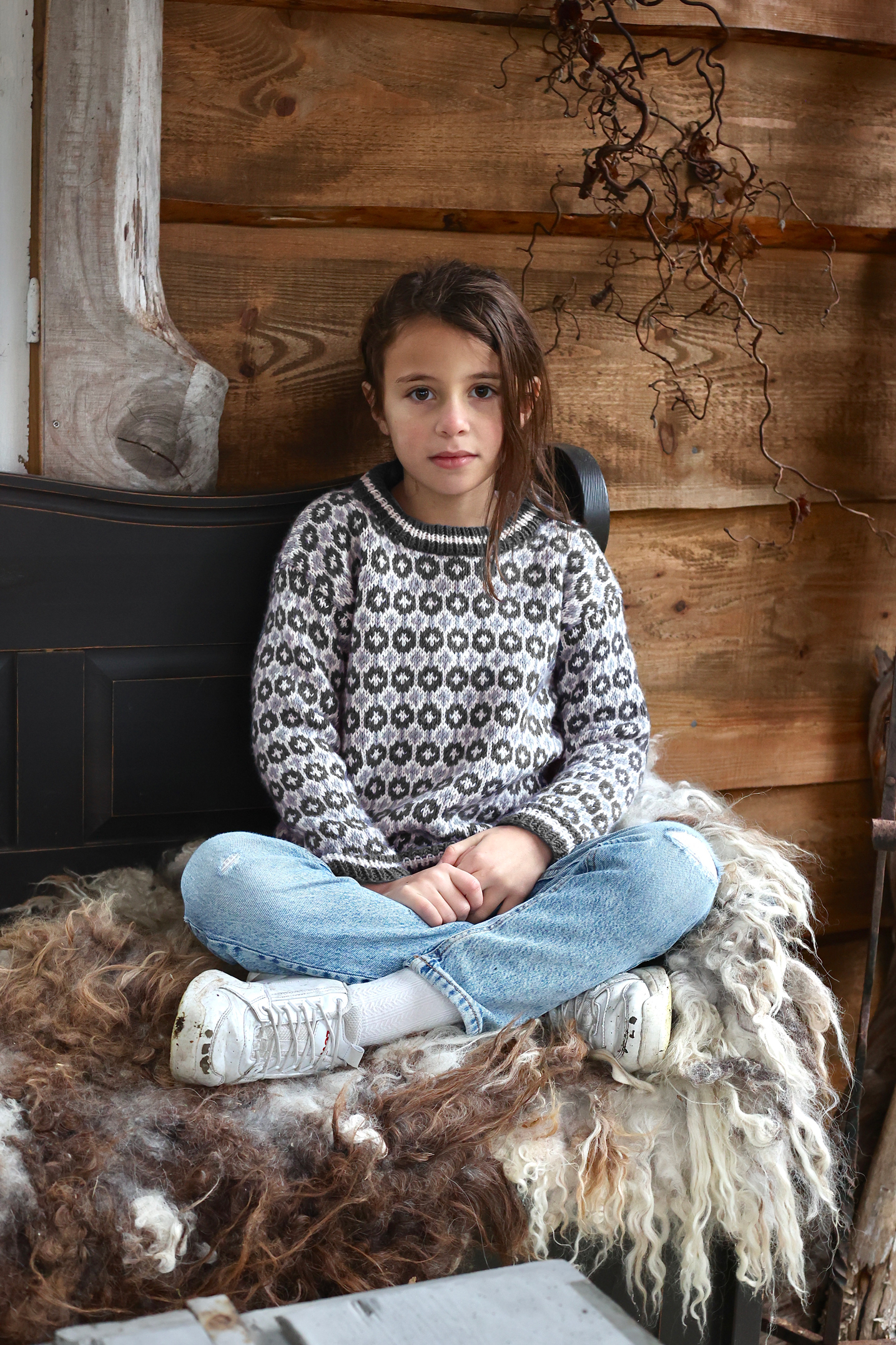 SVALASTOG mini koksgrå M/ skinnlapp