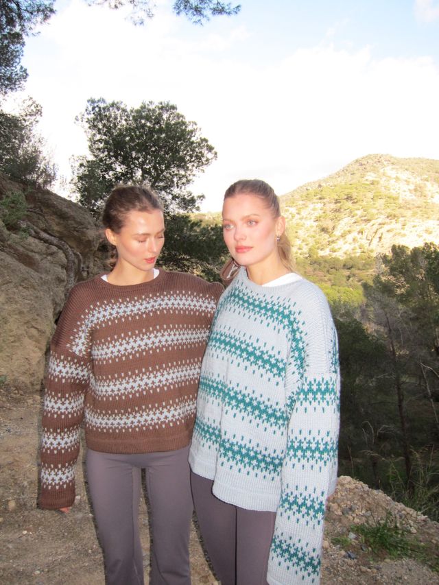 521TS-03a SANDOK mønster genser