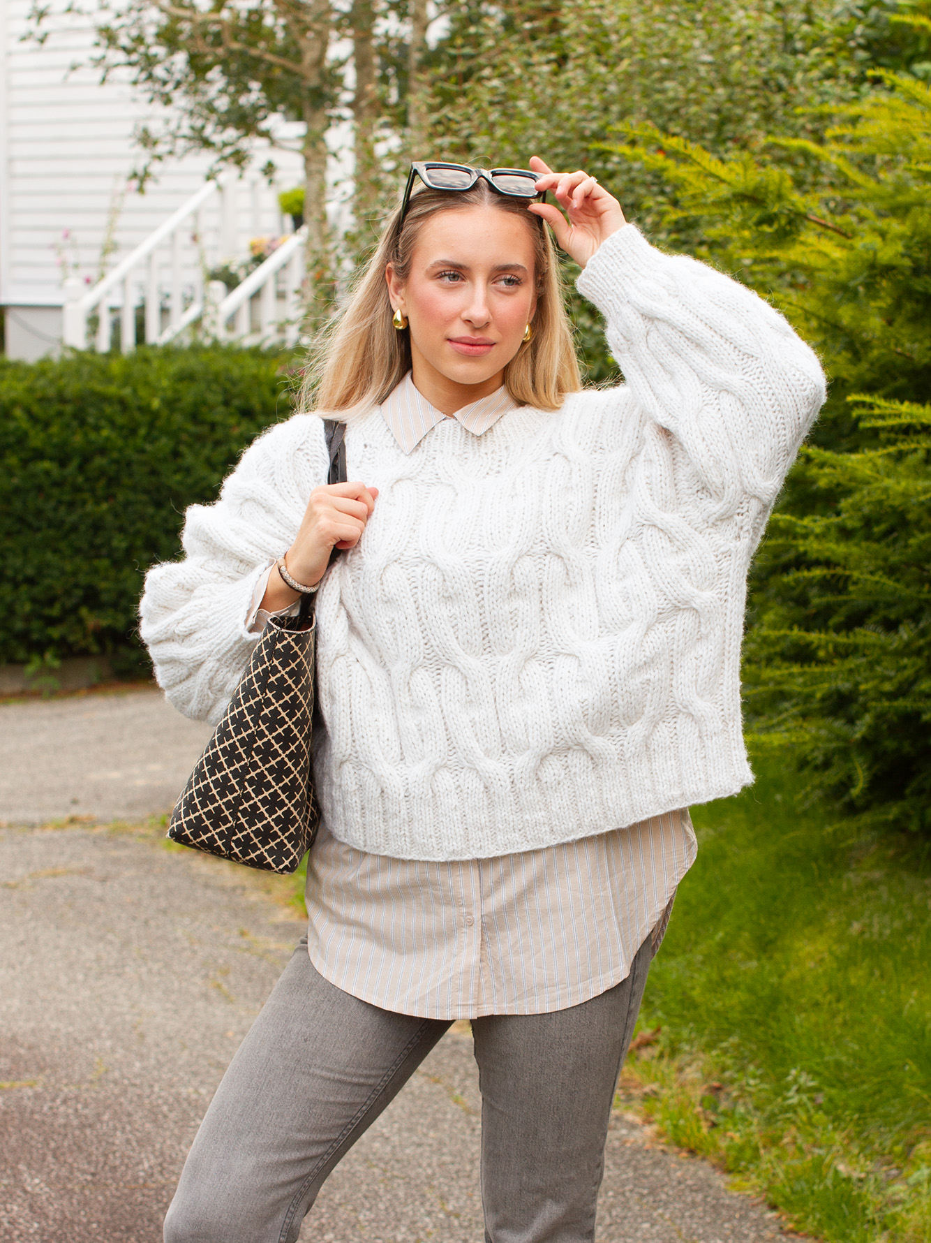 426K-03j Moovement genser