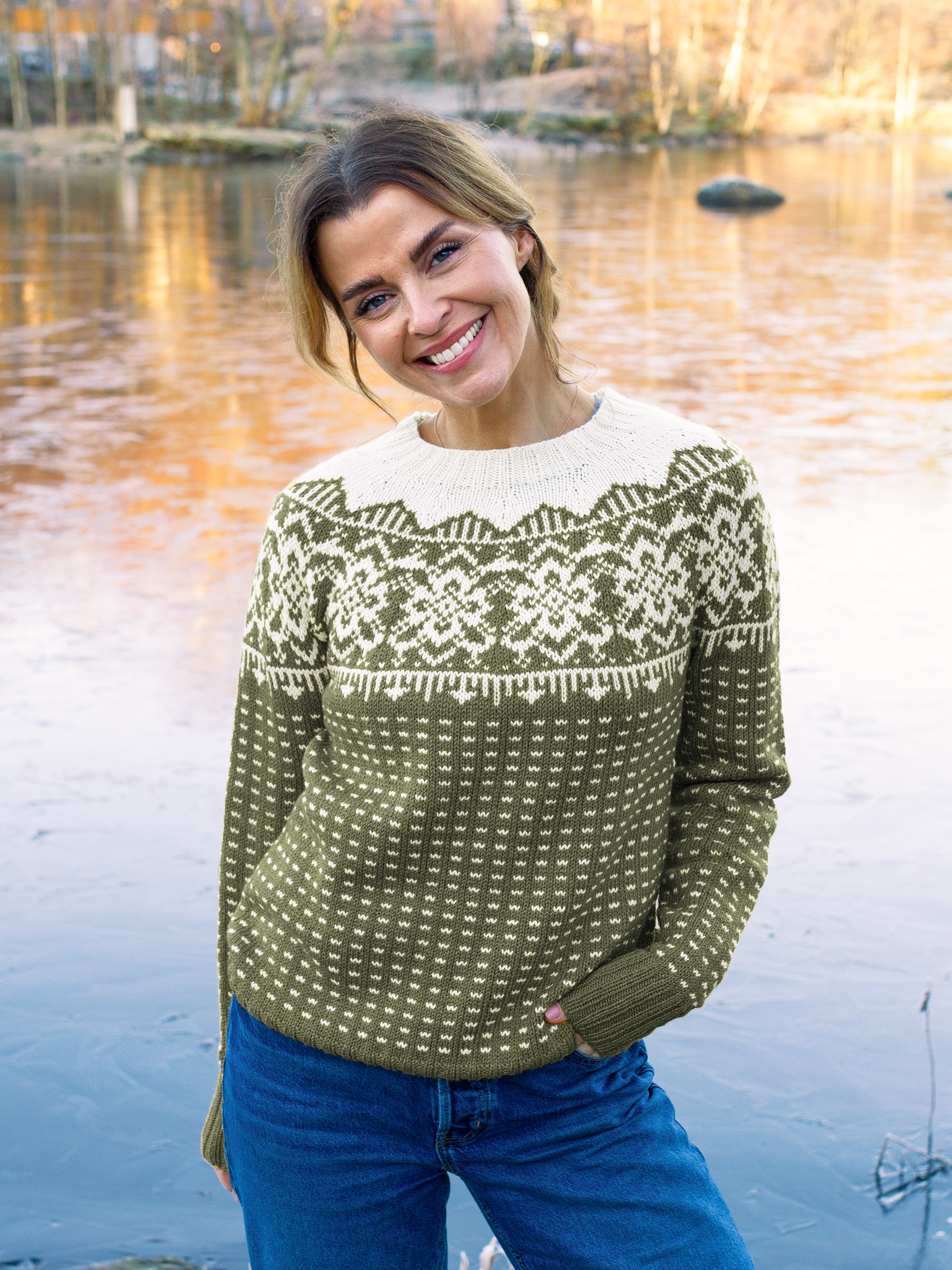 521K-03i MOY genser dame m/skinnlapp