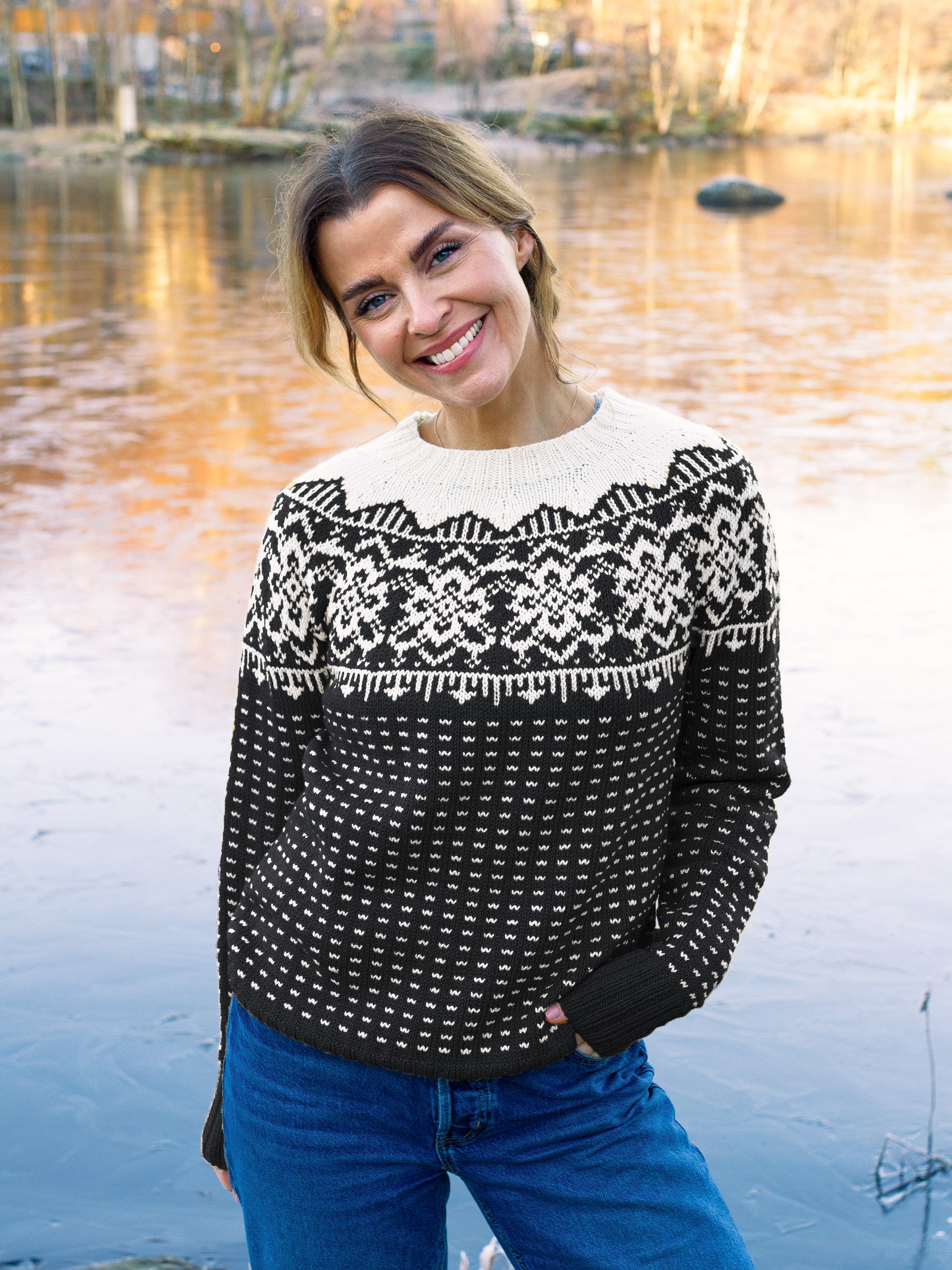 521K-03j MOY genser dame