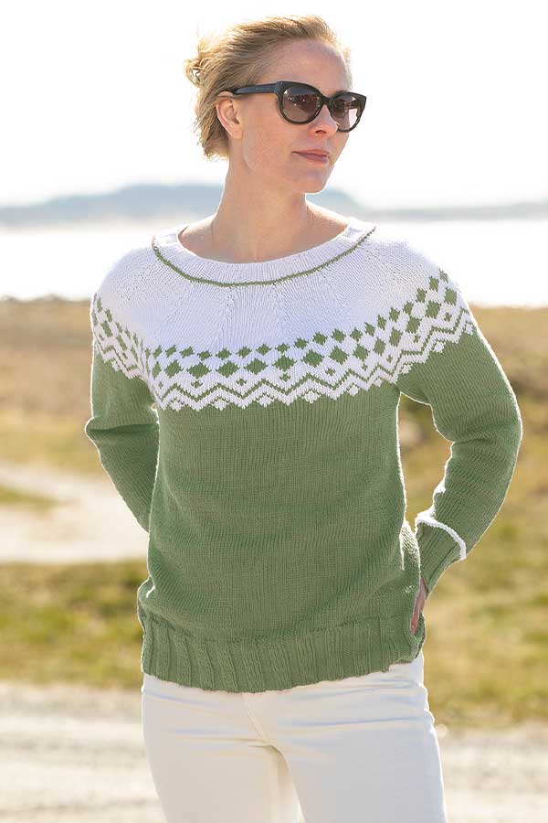 1913-7 Naust genser mosegrønn