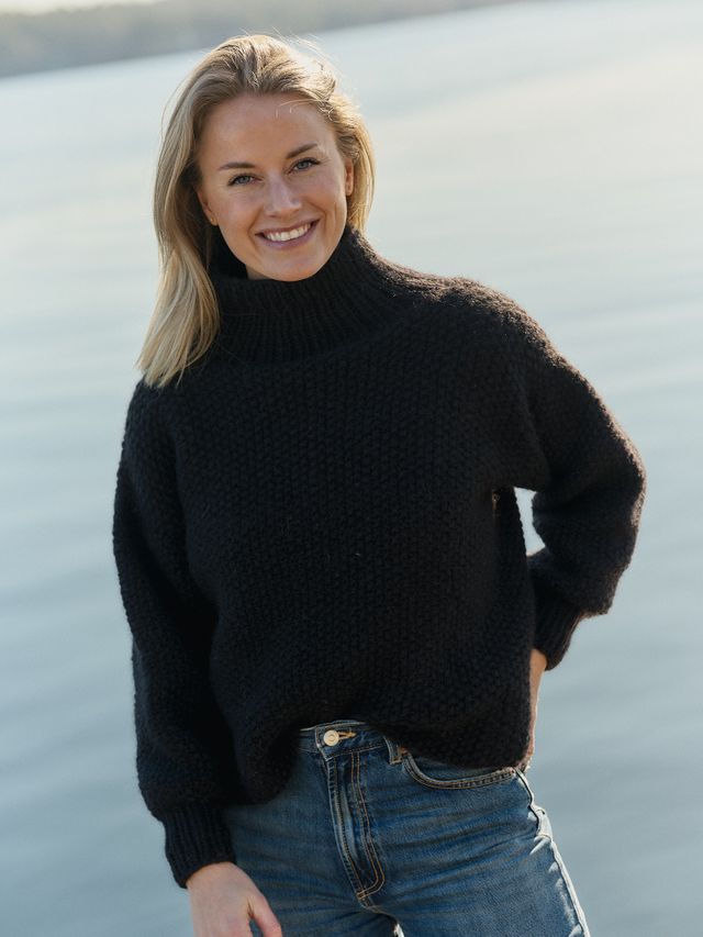 521EI-06e Rikke Turtleneck