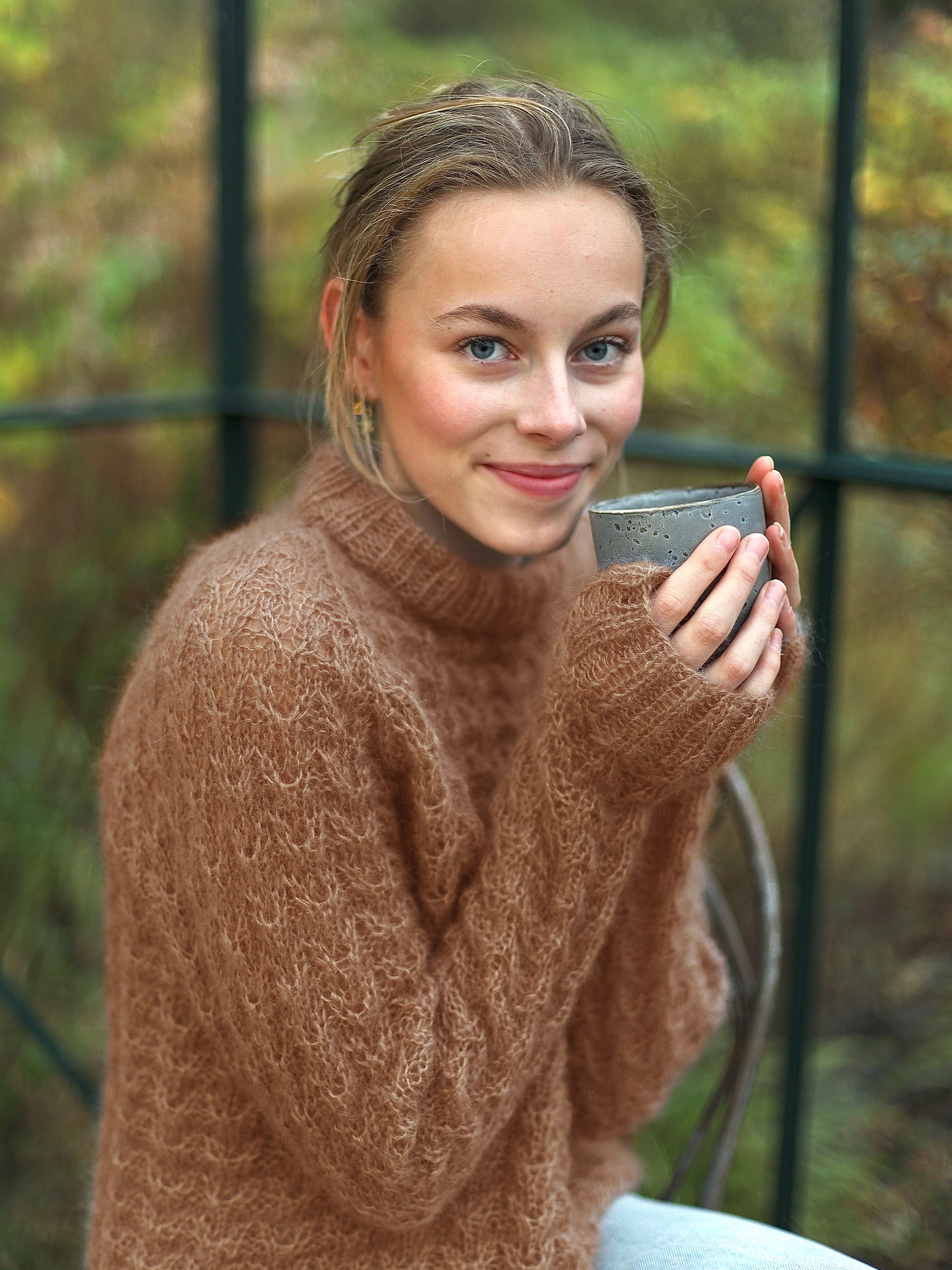 SINA genser gyldenbrun