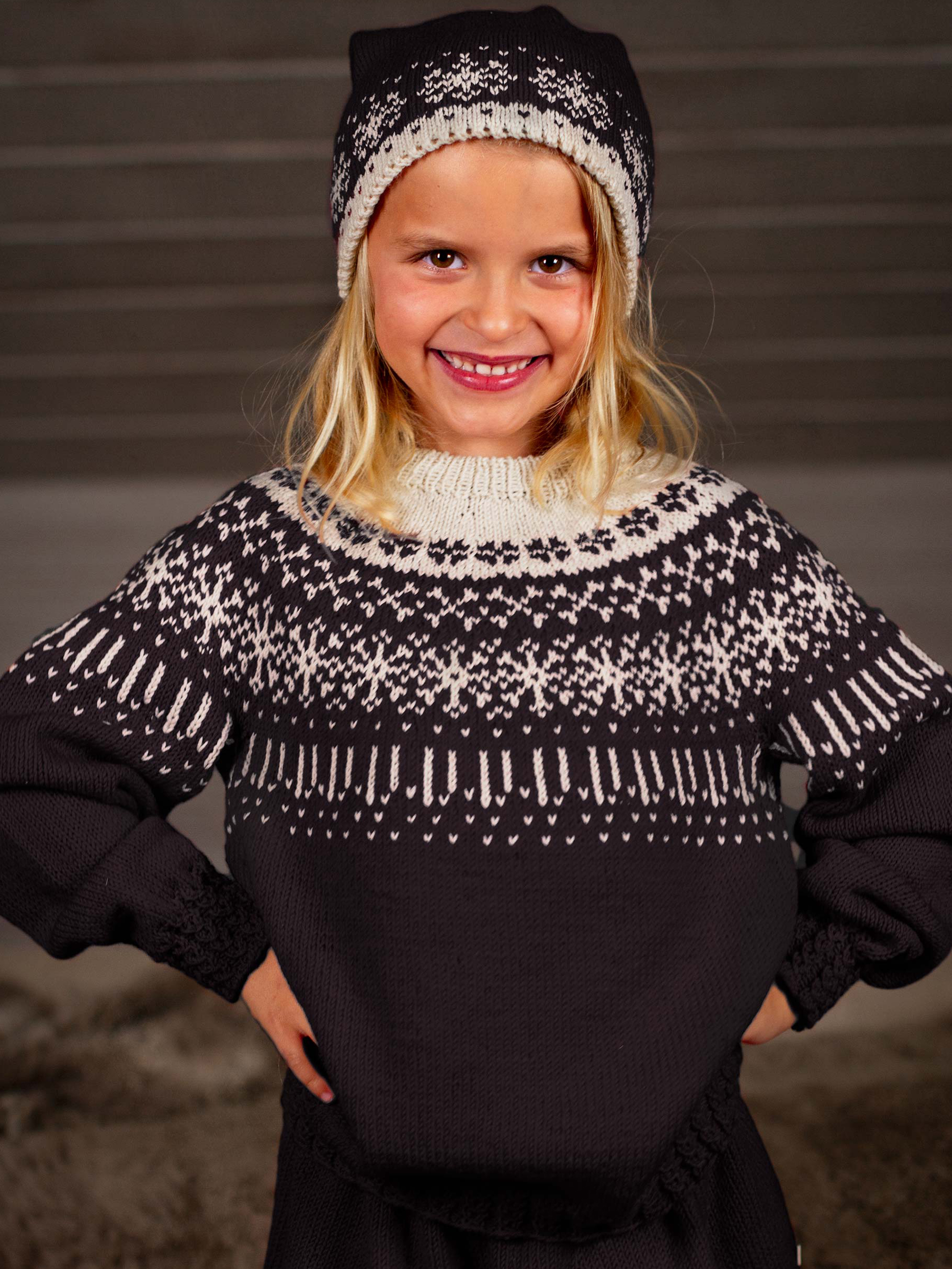 STJERNESKUDD genser barn sort-kitt