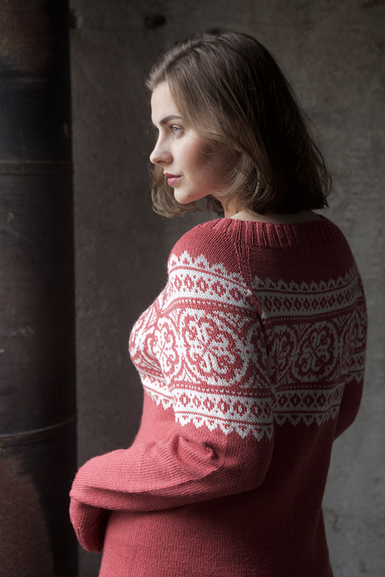 PAULINE støvet rød 