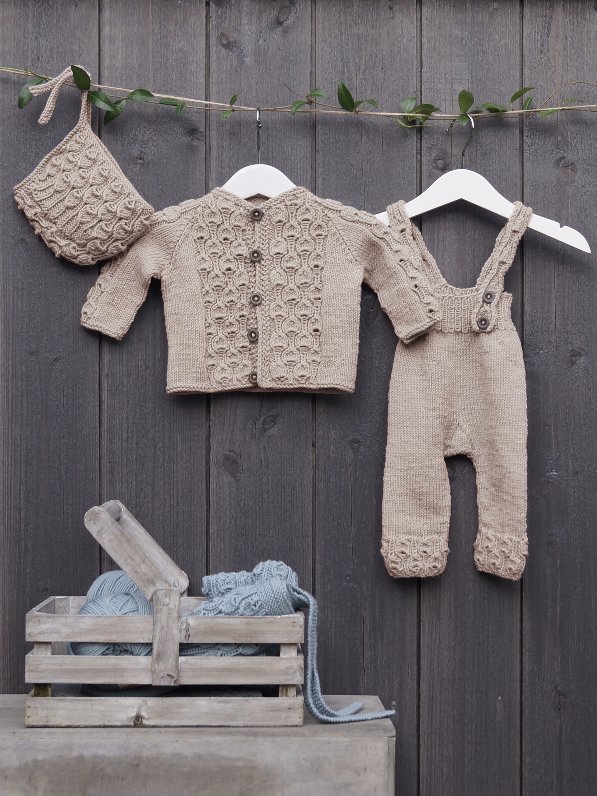 Vugge buksesett beige