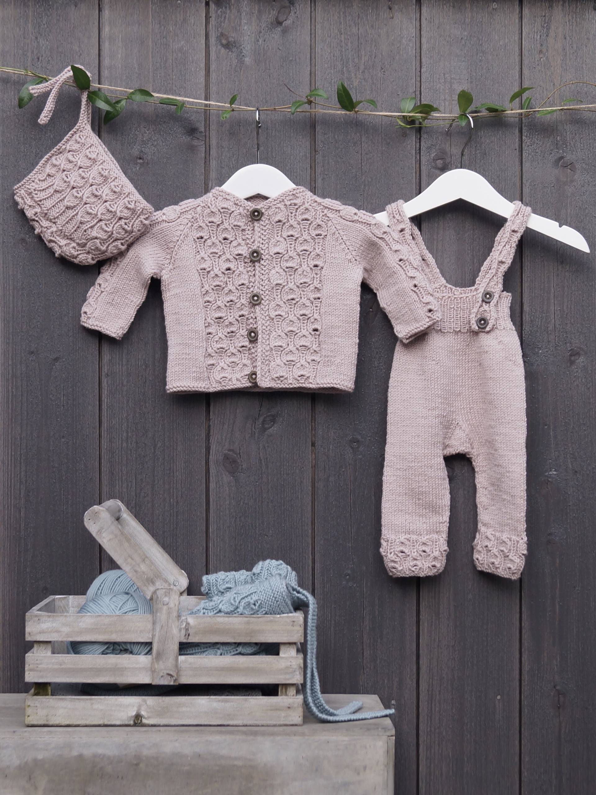 Vugge buksesett pudderrosa