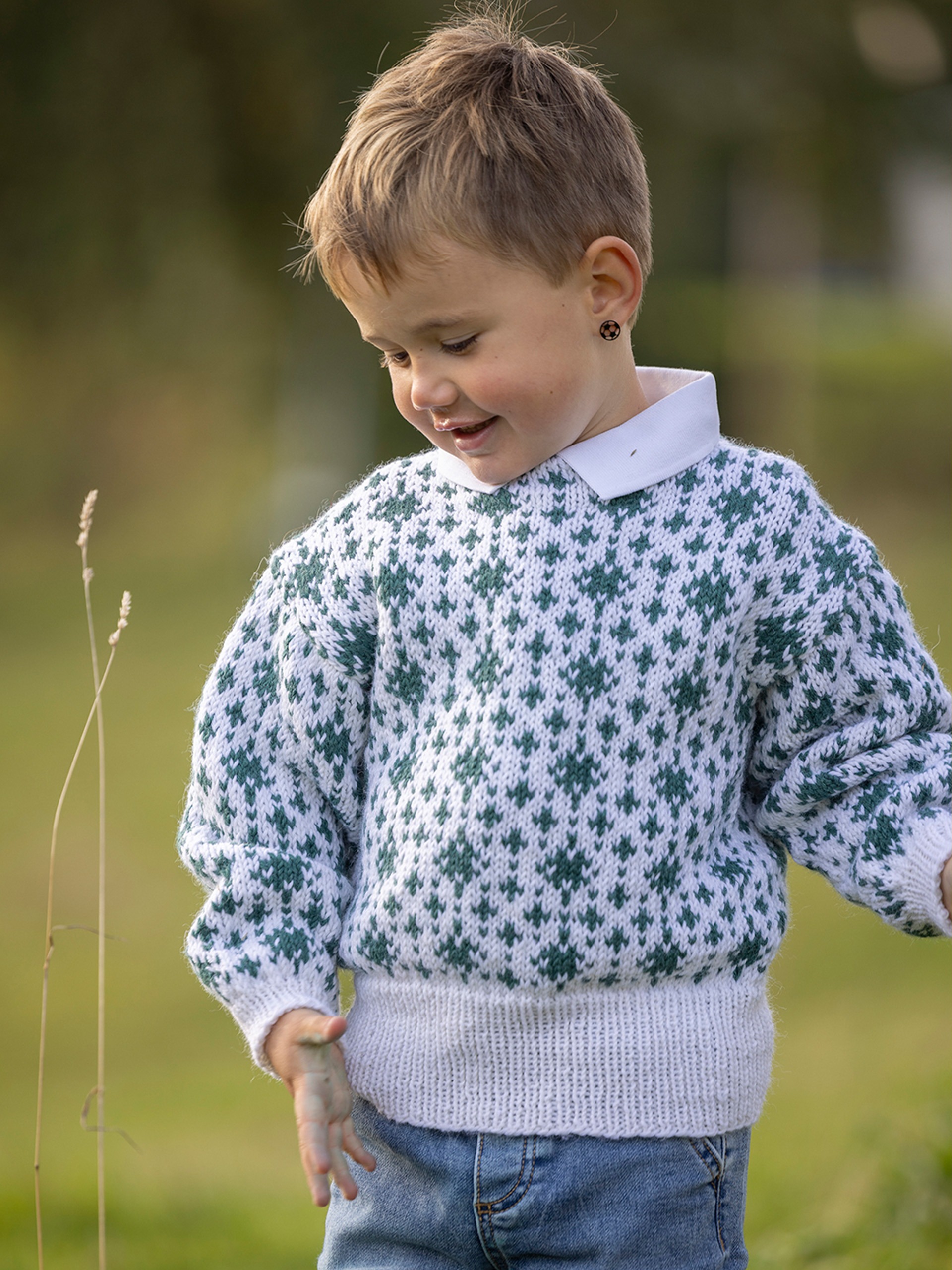 0004-9a Loen genser m/båthals