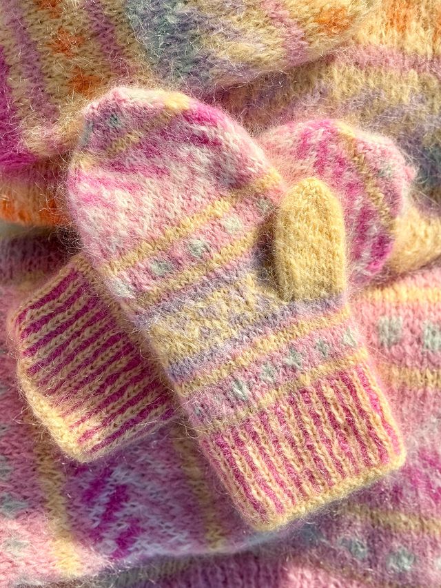 IR 02-15a Hanami votter (Soft)