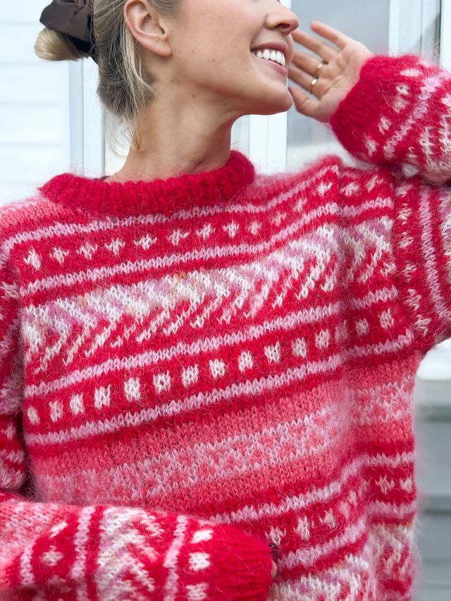 IR 02-18a Hanami genser (Påfugl in Paris)