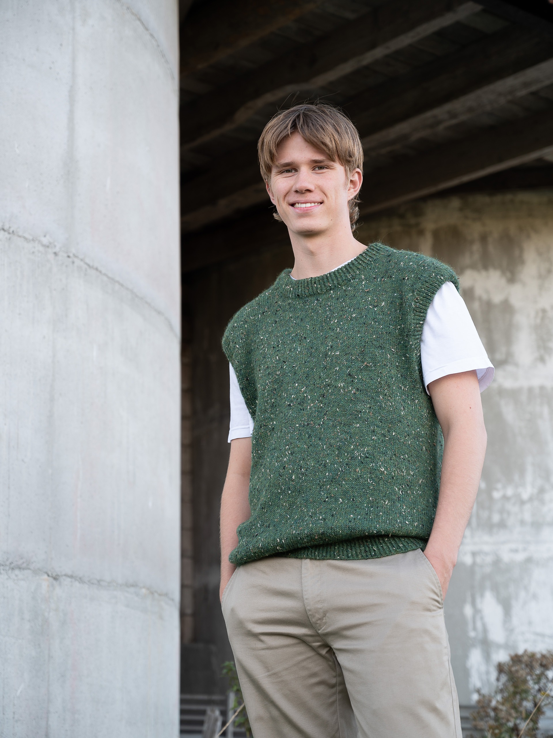 104-04 Ugly Christmas Vest