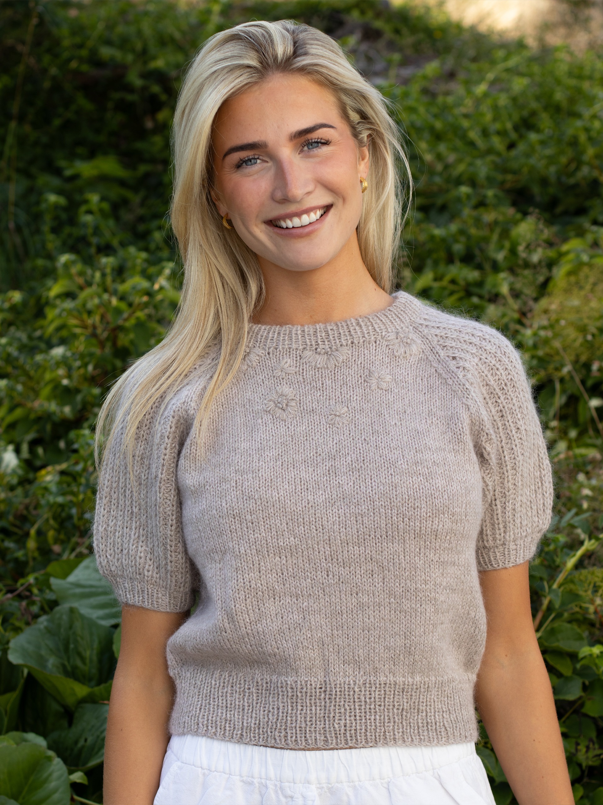 136-05 Pottery jumper