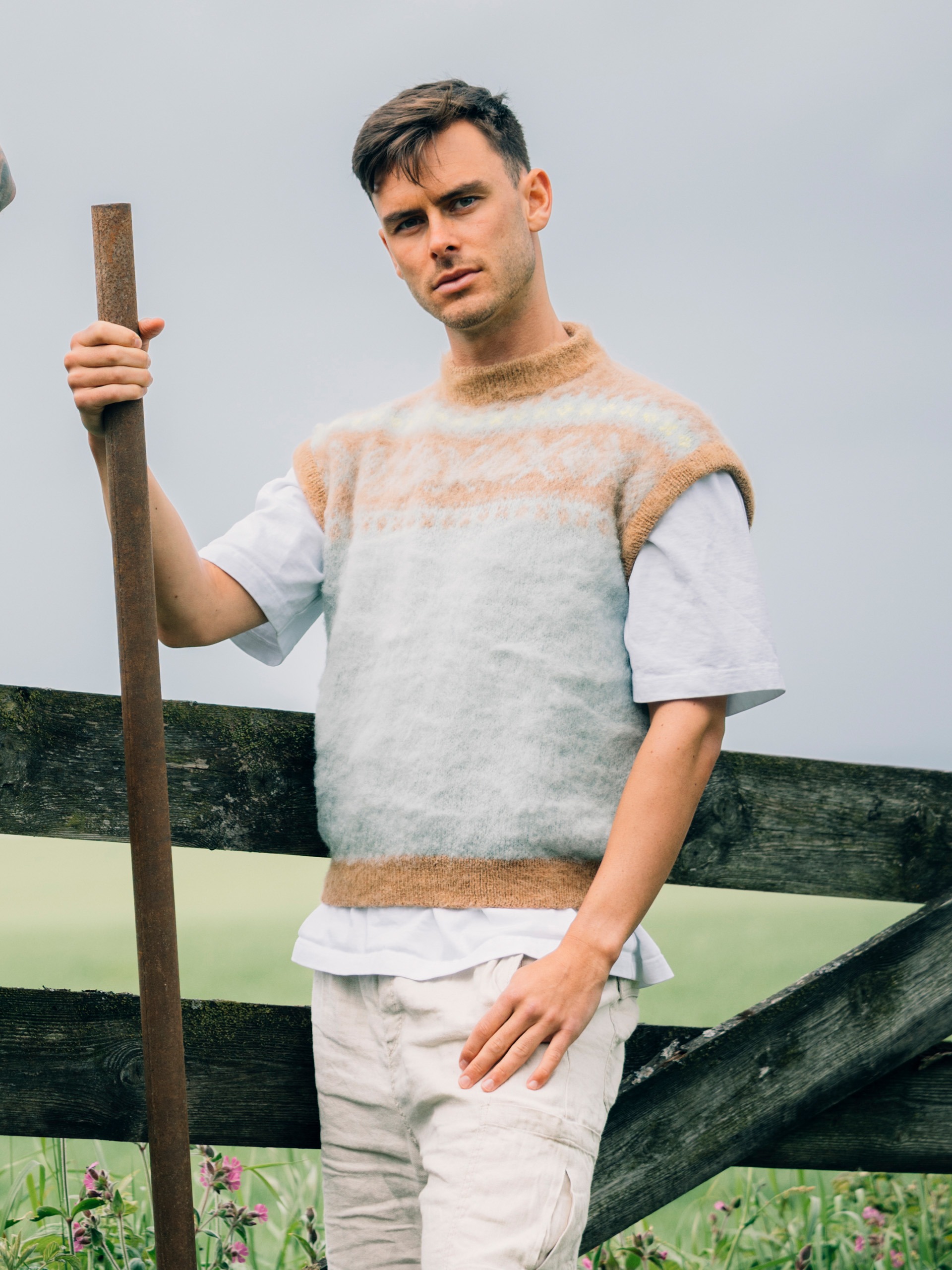 137-13 Cortina herre vest