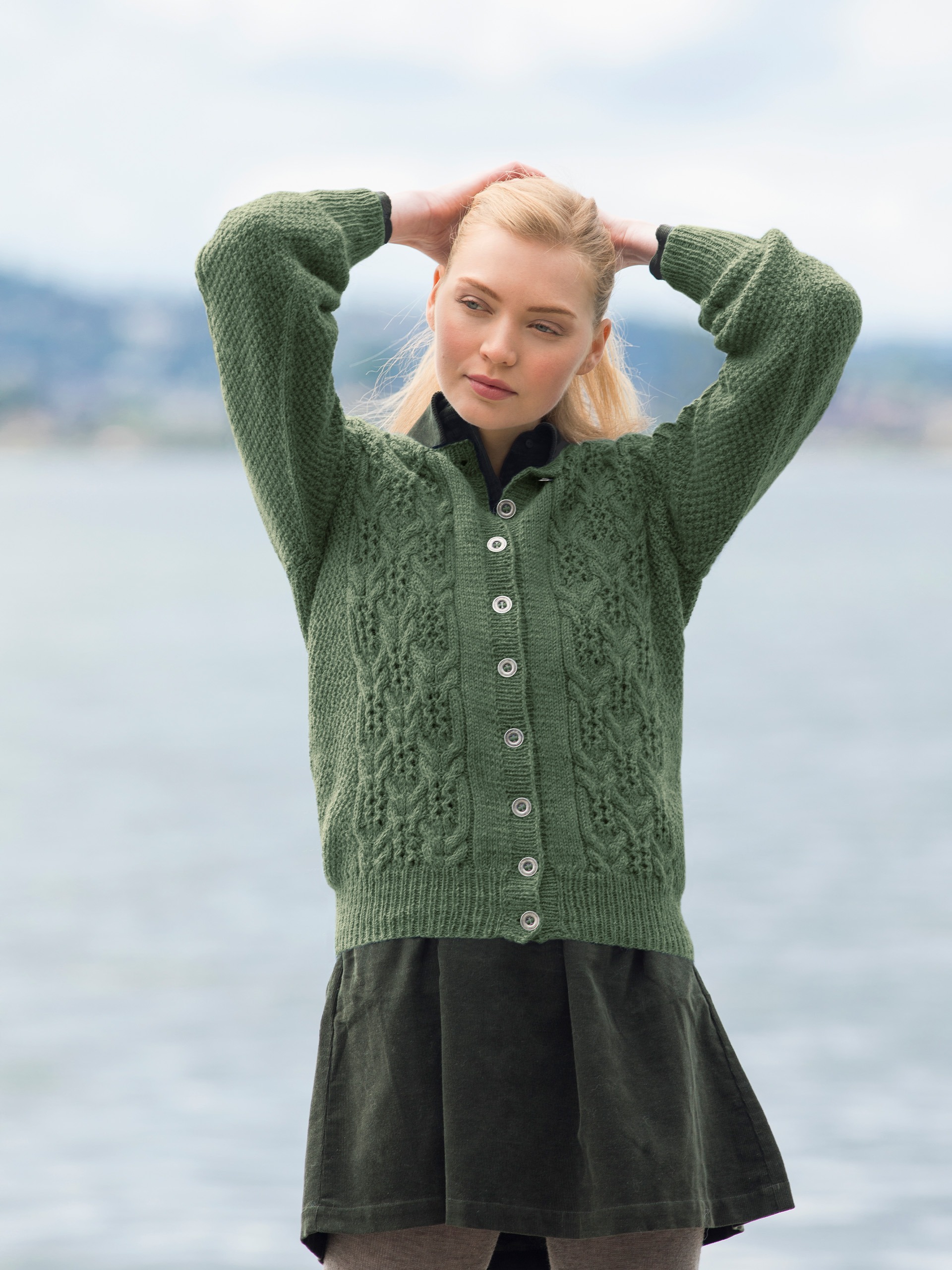 25-04j Paula cardigan