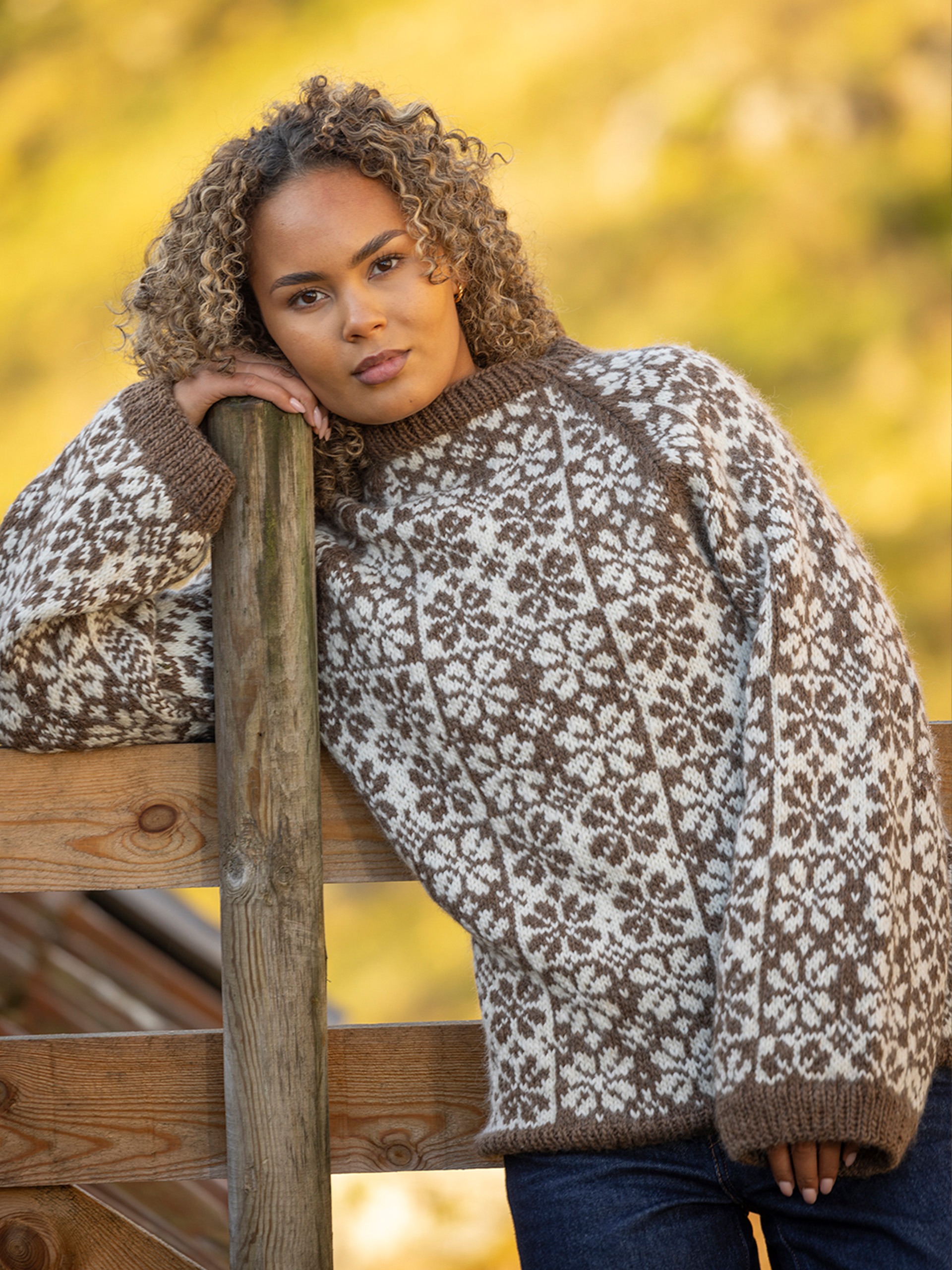 2601-5b Blomstølen genser