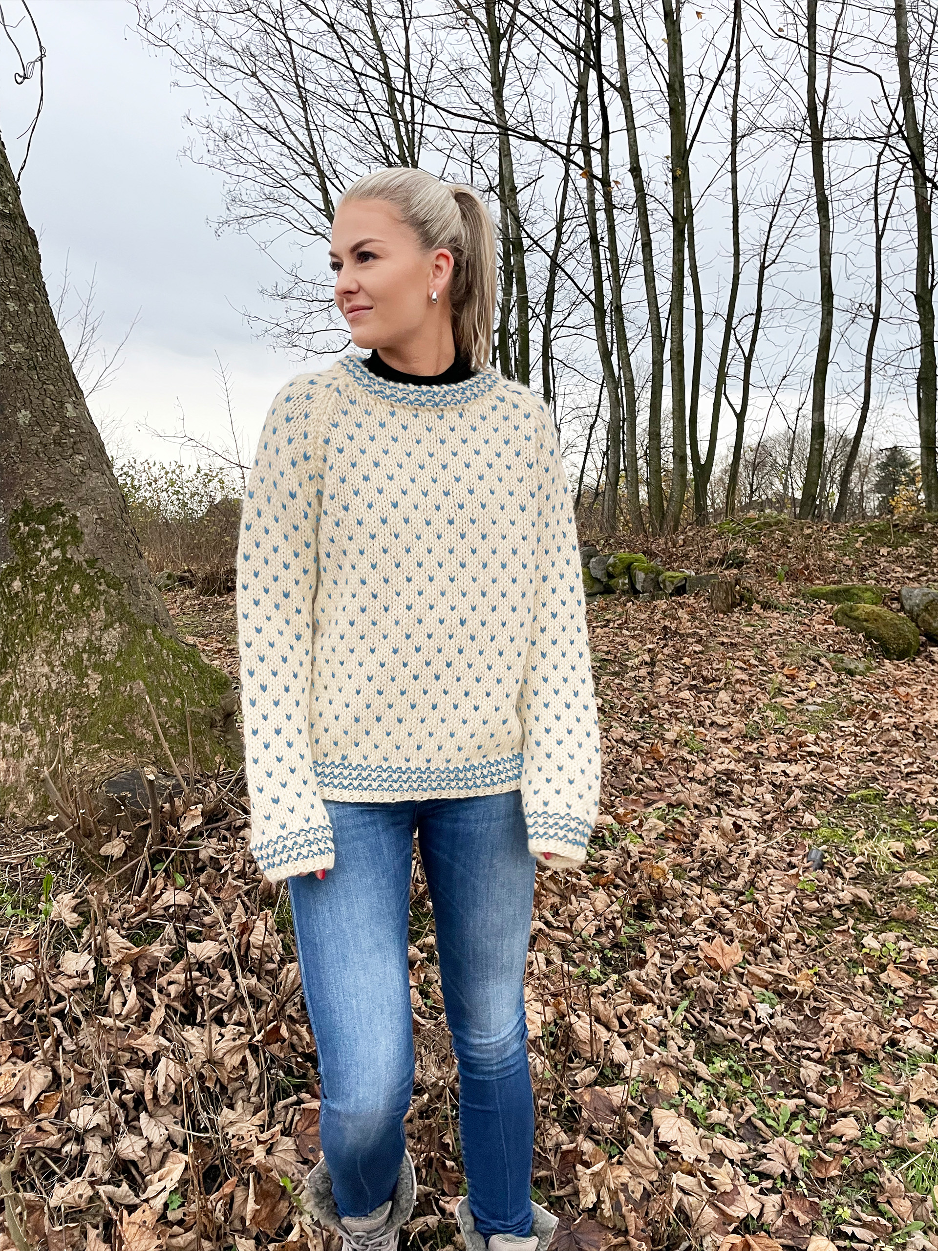 294-09p Thel islender