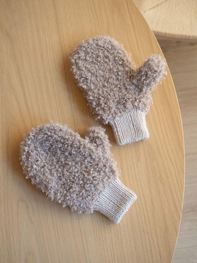 328-02 Førbi votter