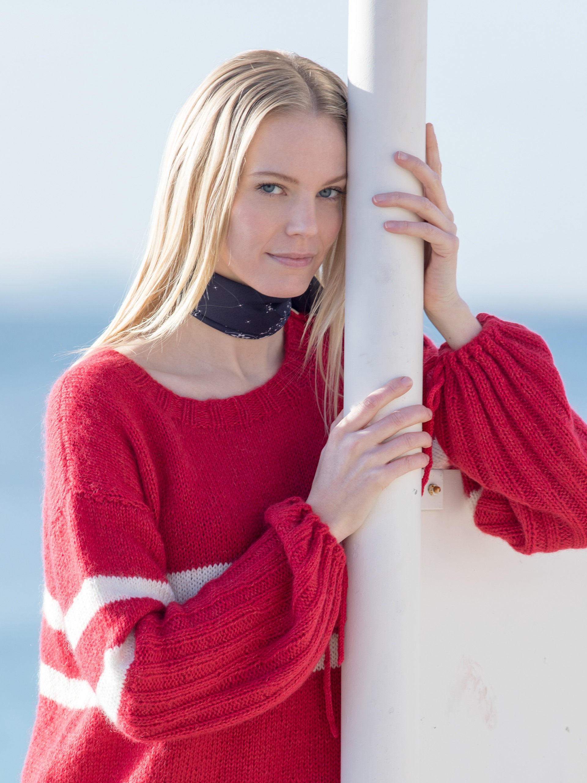 380-10 Ingrid Genser Rød