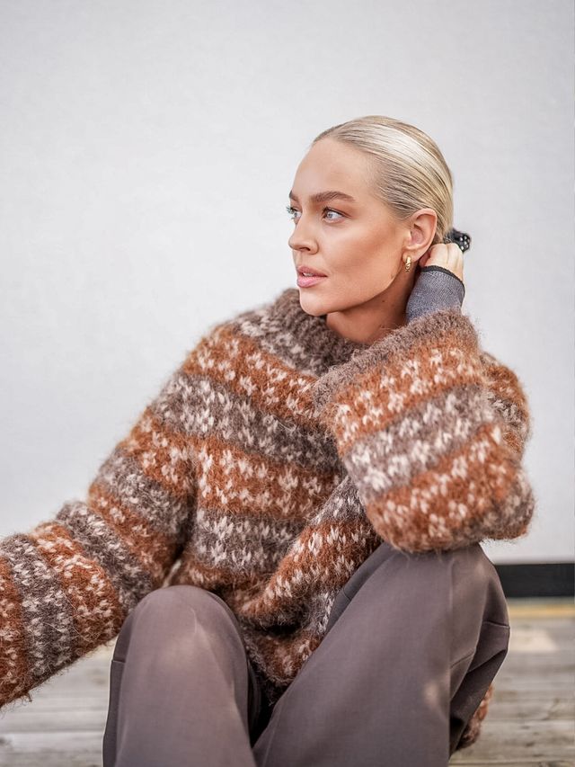 523V-04f Blome genser (Fnugg in Florence)