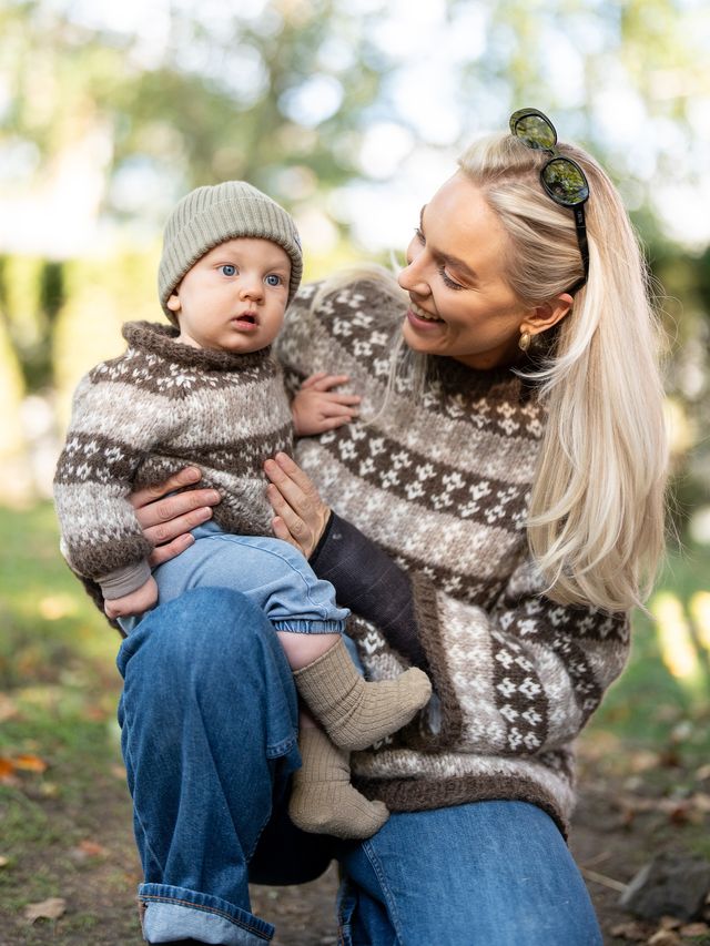 525V-02b BLOME barn (Alpaca Dream/Alpaca Bris)