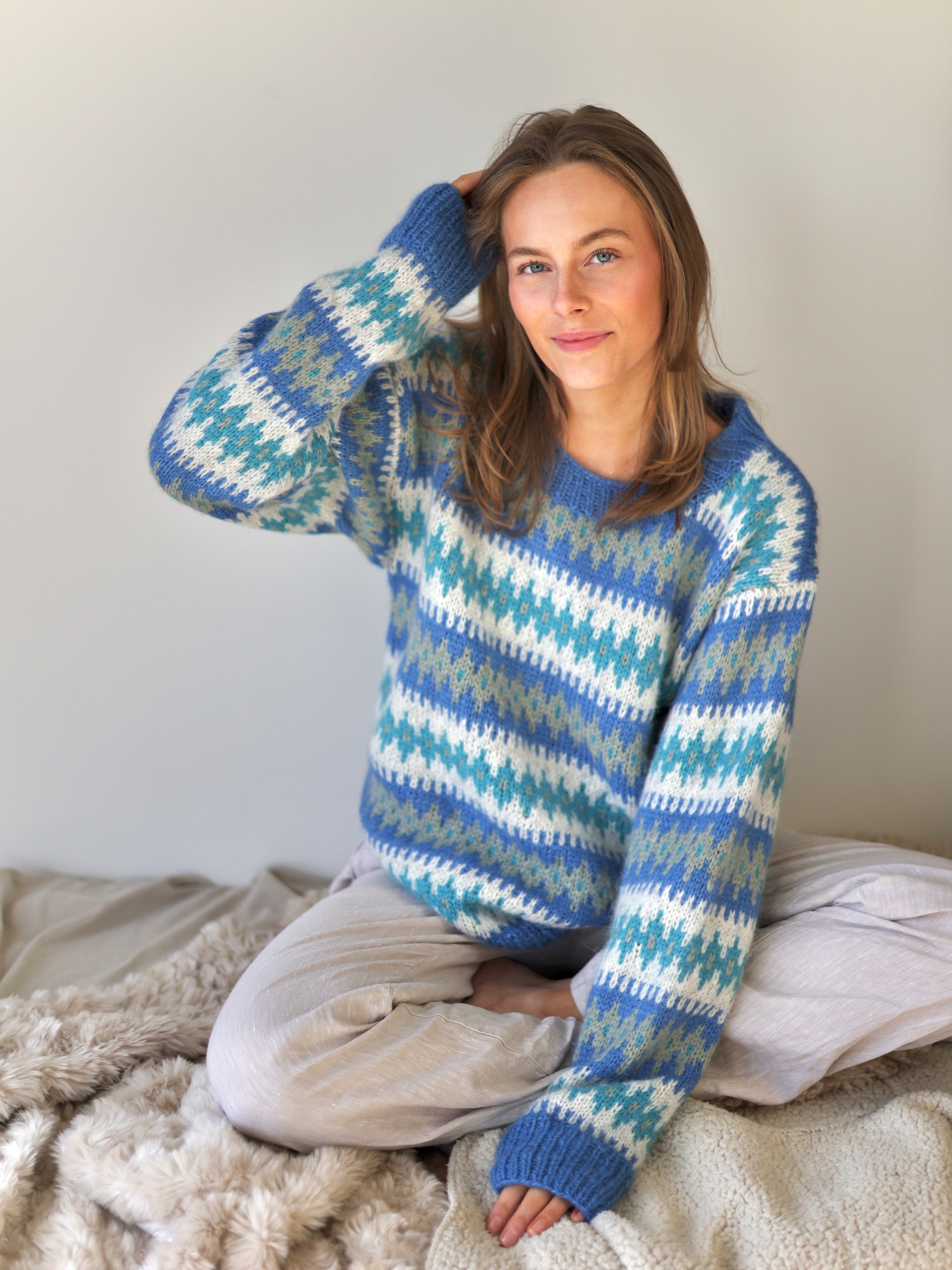 524S-09a GUNNHILD love dame