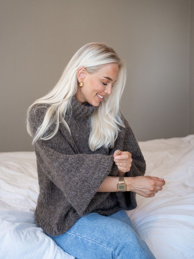 422V-01a LULA sweater brun