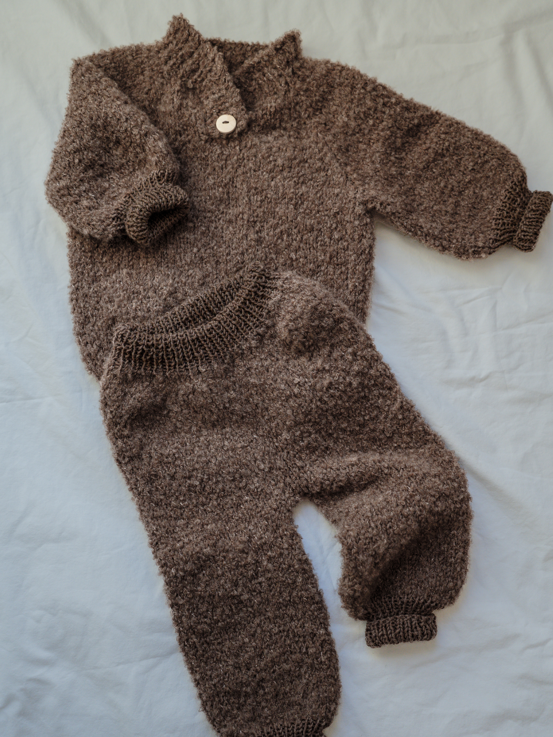 521V-03c WILLIE sett 0-6 år